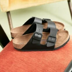 Birkenstock Arizona Soft Footbed Sandal - Men's 24 Birkenstock Arizona Soft Footbed Sandal - Men's -Chic Clothing Store BKBIRFLO D18