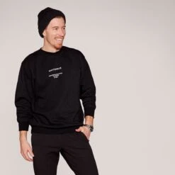 Logo Crew Sweatshirt - Men's -Chic Clothing Store BLA D10 3