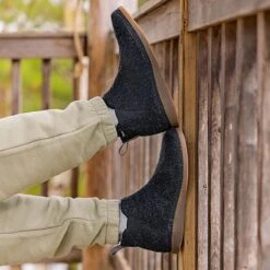 Chaco Revel Chelsea V-Gore Boot - Men's -Chic Clothing Store BLA D8 15