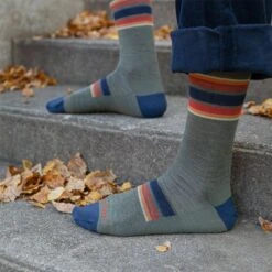 Darn Tough Whetstone Crew Light Sock - Men's -Chic Clothing Store CED D2