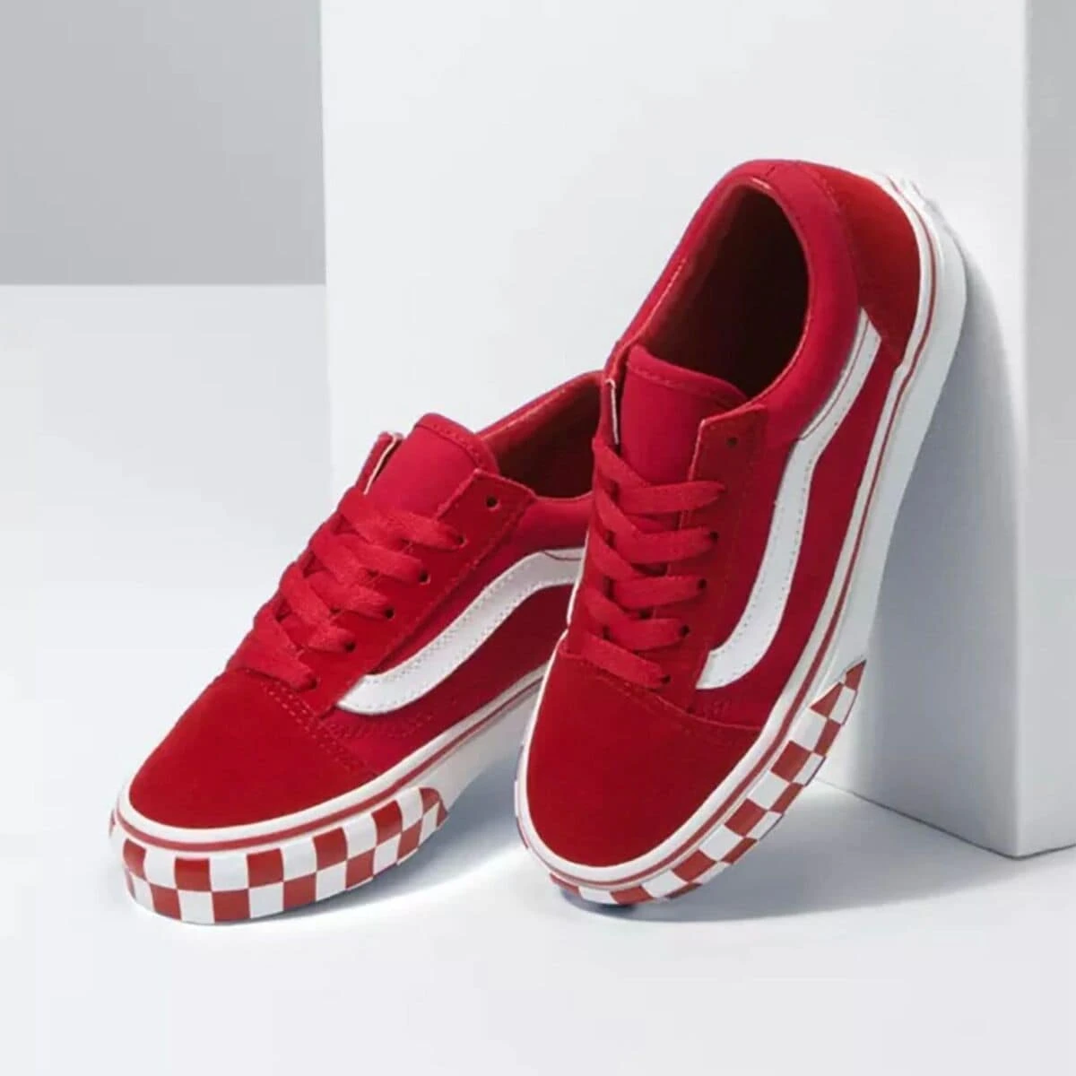 Vans Old Skool Shoe - Kids' 4 Vans Old Skool Shoe - Kids' - Image 2