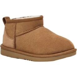 Ugg Classic Ultra Mini Bootie - Kids' -Chic Clothing Store CHE D1 3