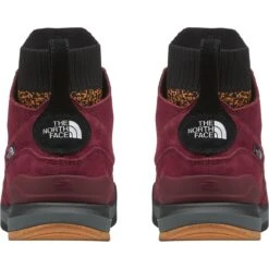 The North Face Back-To-Berkeley III Sport Waterproof Boot - Men's 9 The North Face Back-To-Berkeley III Sport Waterproof Boot - Men's -Chic Clothing Store CORTNFBLA D1