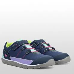 Summit Shoe - Kids' 8 Summit Shoe - Kids' -Chic Clothing Store DARBLU D3 1