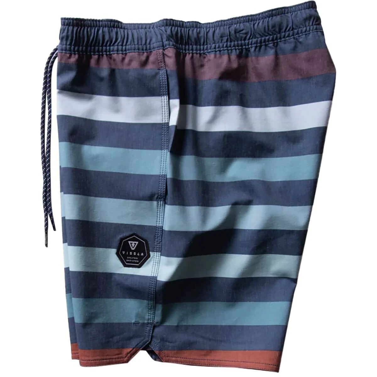 Vissla Parallels 16in Ecolastic Short - Kids' 4 Vissla Parallels 16in Ecolastic Short - Kids' - Image 2