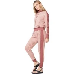 Funnel Neck Sweatshirt - Women's 8 Funnel Neck Sweatshirt - Women's -Chic Clothing Store DRYROS D6