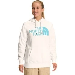 The North Face Half Dome Pullover Hoodie - Women's 12 The North Face Half Dome Pullover Hoodie - Women's -Chic Clothing Store GAWHREWA