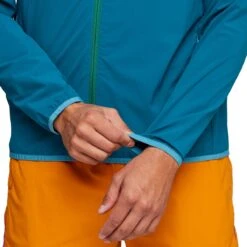 Cotopaxi Vuelta Performance Windbreaker - Men's 16 Cotopaxi Vuelta Performance Windbreaker - Men's -Chic Clothing Store GUL D6