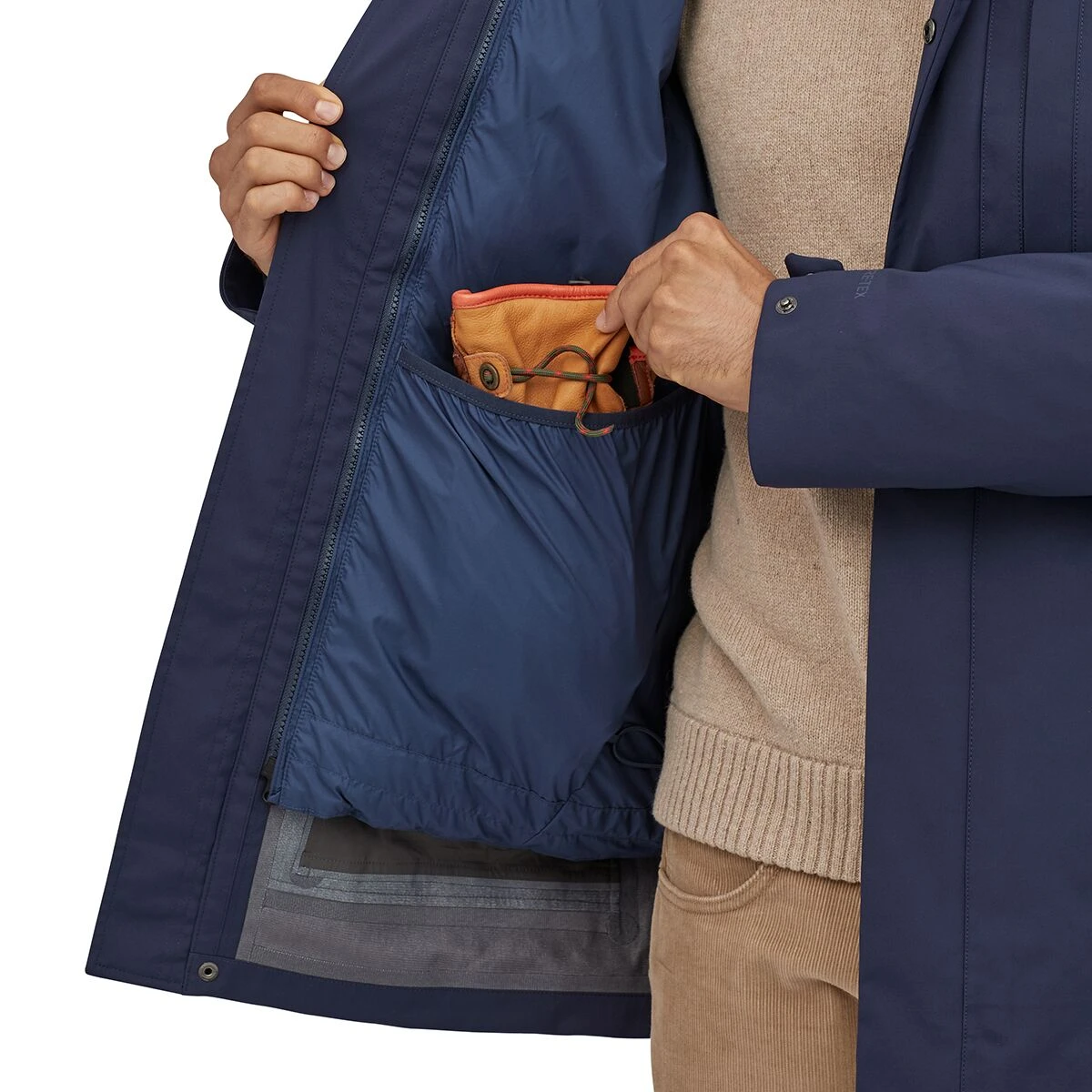 Patagonia Frozen Range 3-in-1 Parka - Men's 4 Patagonia Frozen Range 3-in-1 Parka - Men's - Image 2
