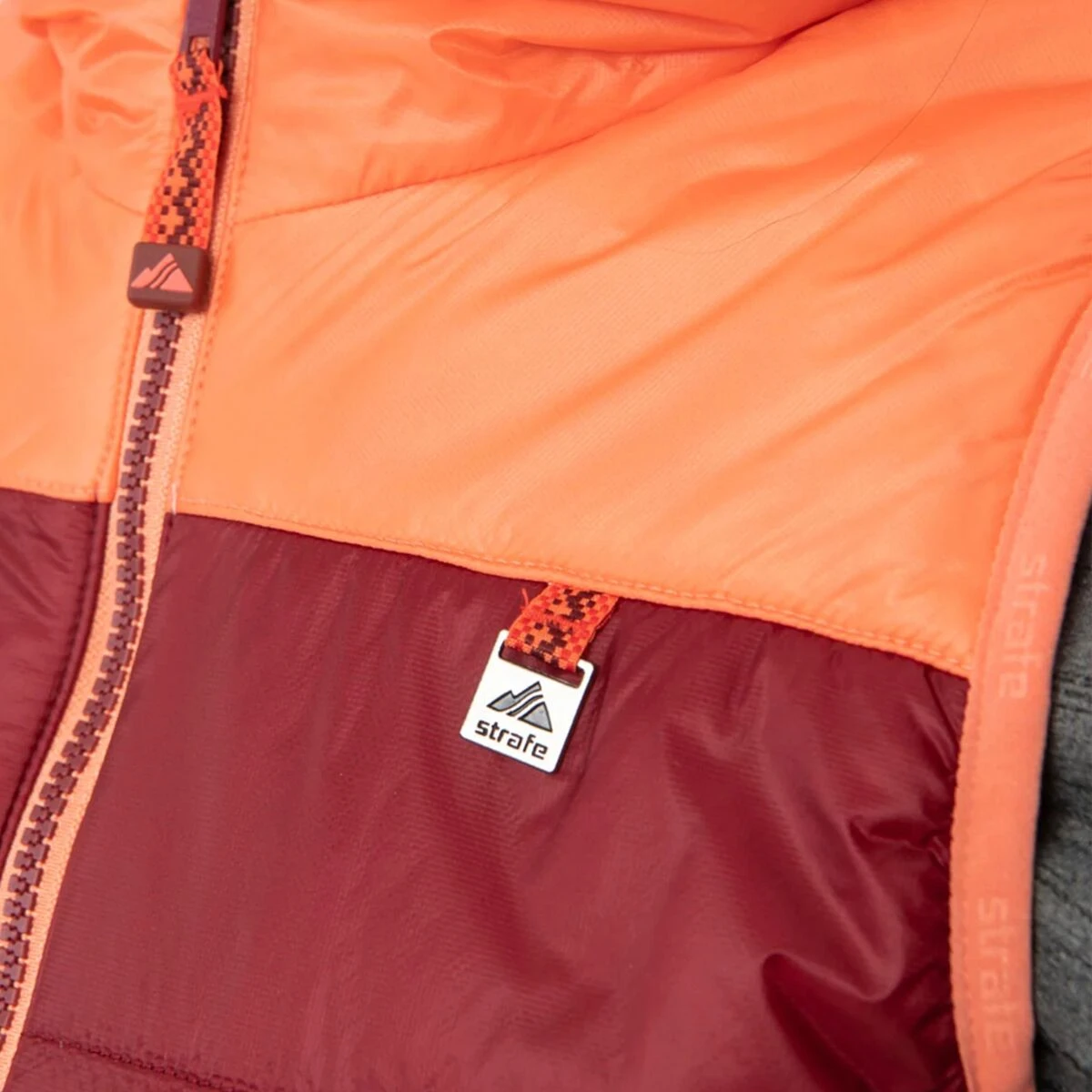 Cirque Puffy Vest - Women's 11 Cirque Puffy Vest - Women's - Image 9