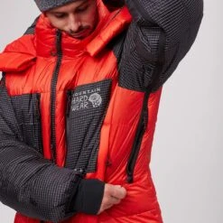 Mountain Hardwear Absolute Zero Down Suit - Men's 18 Mountain Hardwear Absolute Zero Down Suit - Men's -Chic Clothing Store STAORA D18