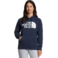 The North Face Half Dome Pullover Hoodie - Women's 17 The North Face Half Dome Pullover Hoodie - Women's -Chic Clothing Store SUNATNWH