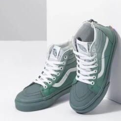 Vans Sunset Fade Sk8-Hi Zip Shoe - Kids' 11 Vans Sunset Fade Sk8-Hi Zip Shoe - Kids' -Chic Clothing Store SUNFADGRE D4